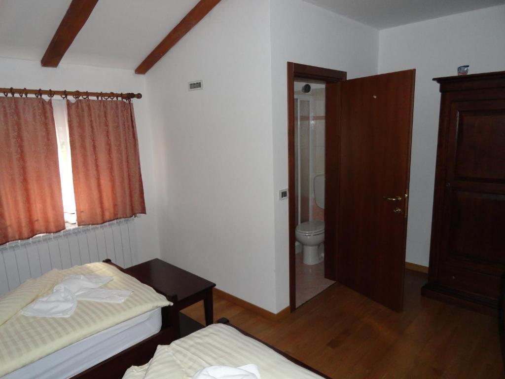 Guest House Pod Slavnikom Podgorje  Quarto foto